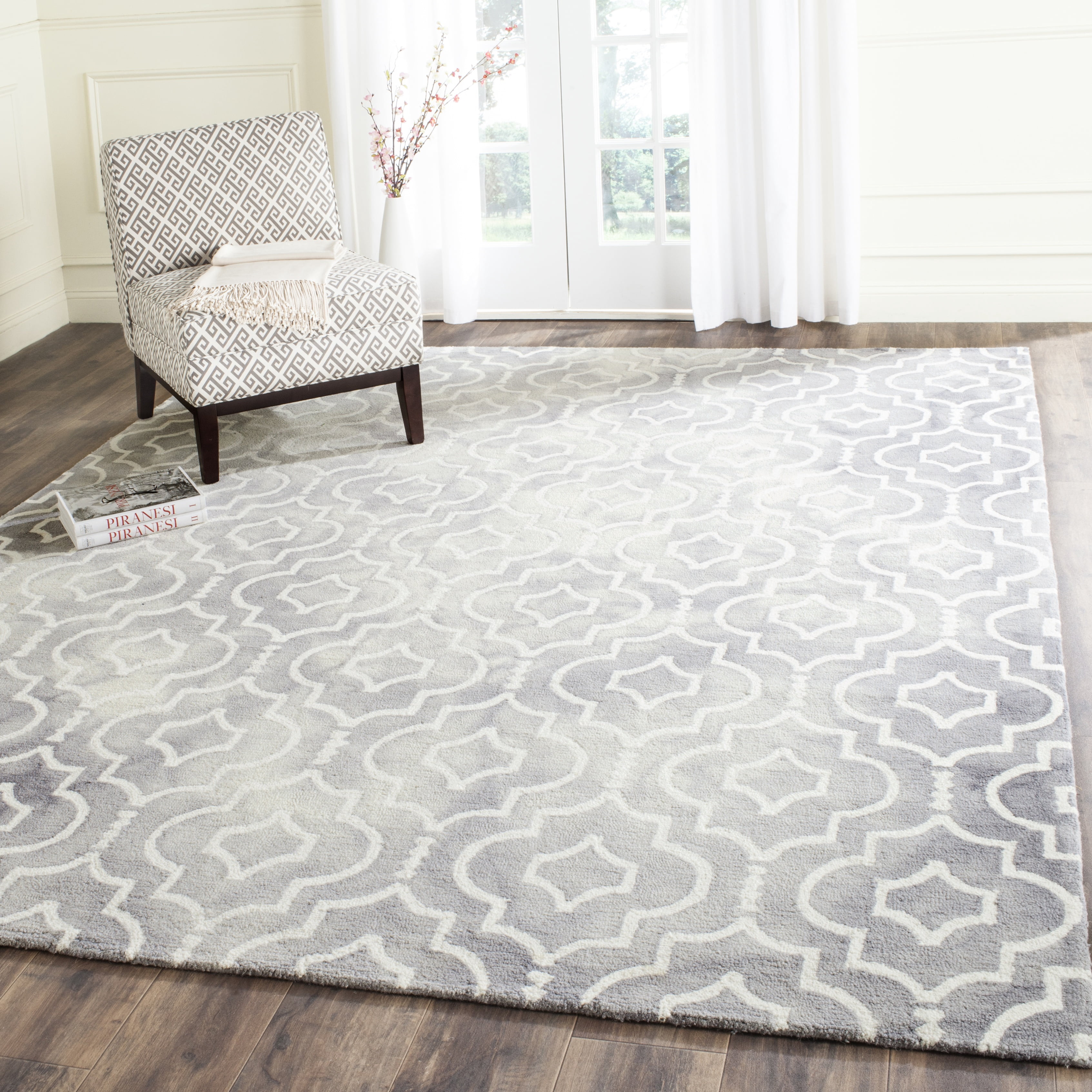 Safavieh Dip Dye Lairos Distressed Wool Area Rug, Gray/Ivory, 9' x 12'
