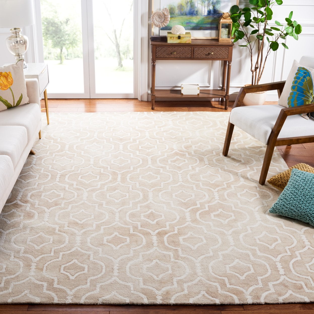 Beige and Ivory 8' x 10' Hand-Tufted Wool Moroccan Rug