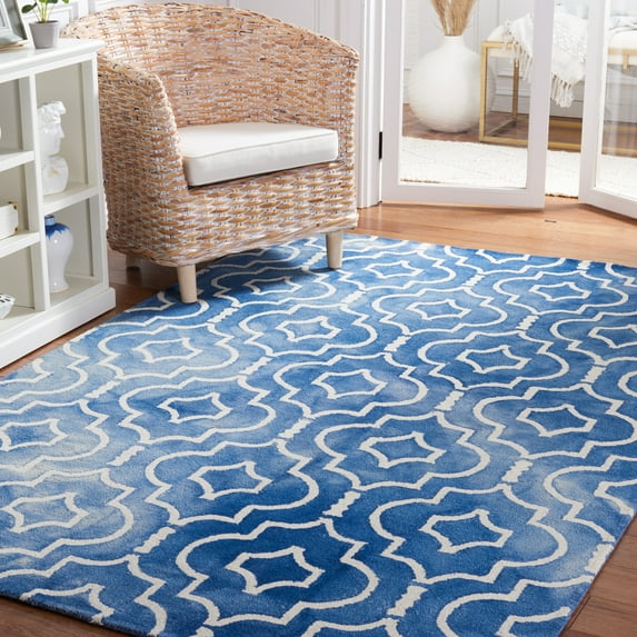 Safavieh Dip Dye Lairos Distressed Wool Area Rug, Blue/Ivory, 4' x 6'