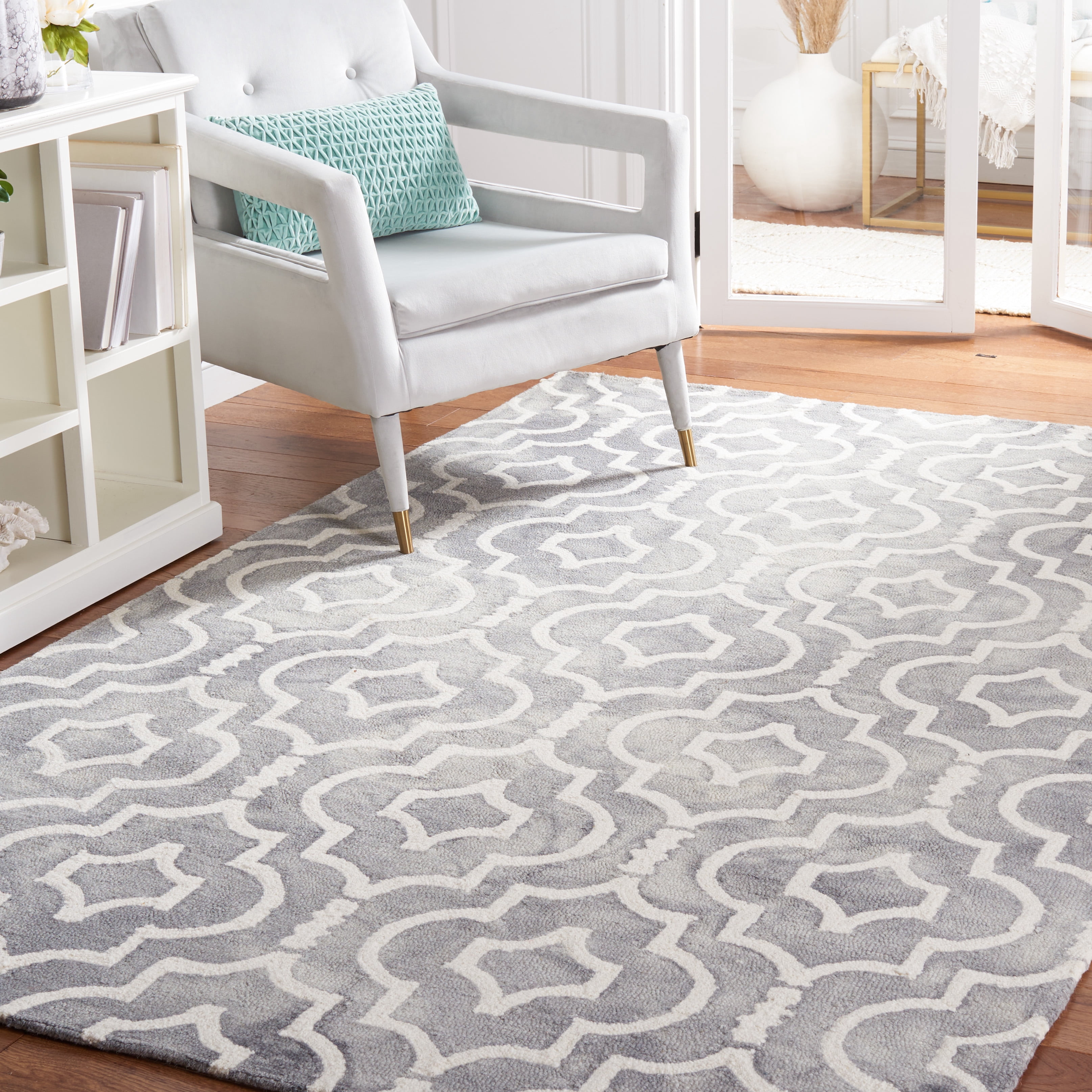 Safavieh Dip Dye Lairos Distressed Wool Area Rug, Gray/Ivory, 6' x 9'
