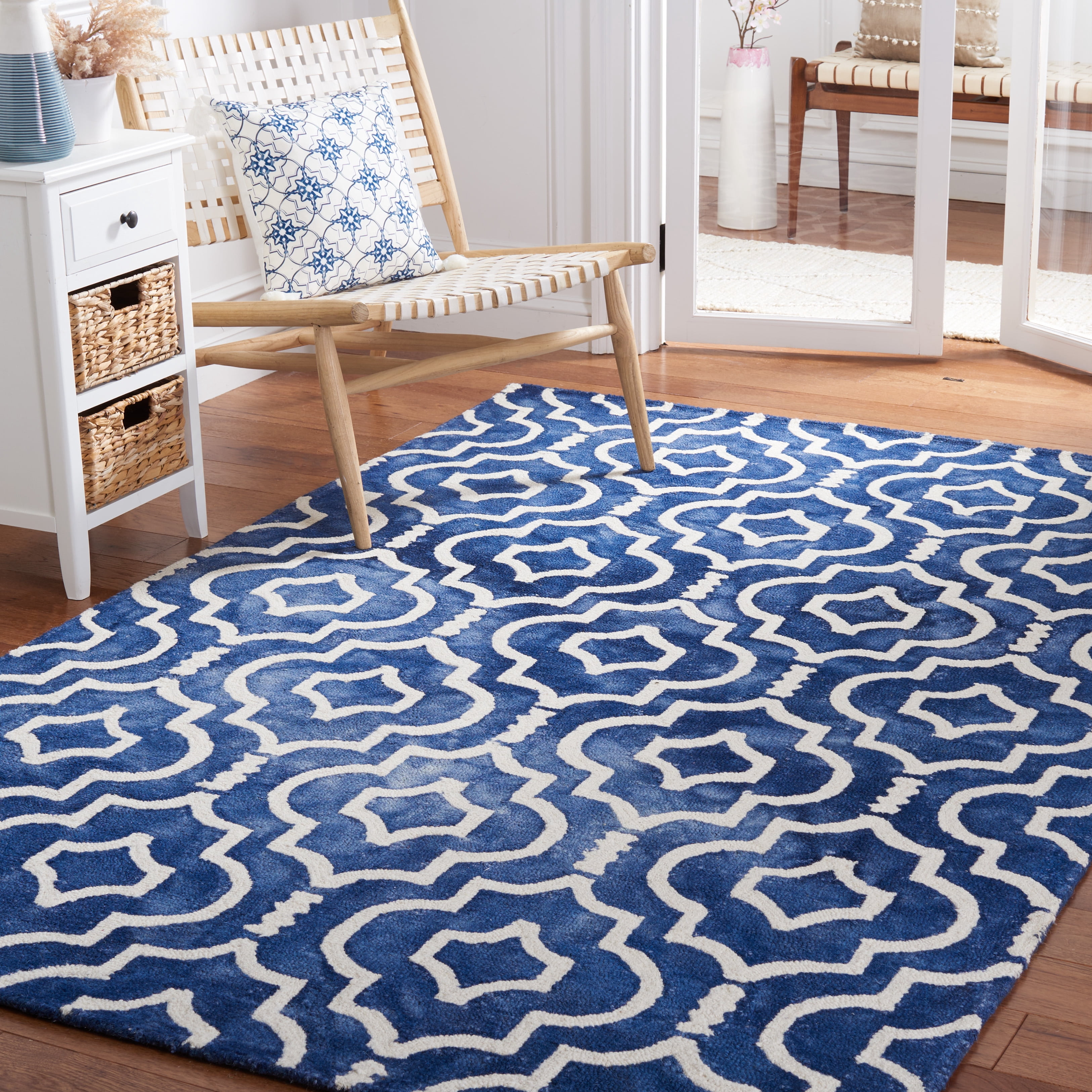Safavieh Dip Dye Lairos Distressed Wool Area Rug, Navy/Ivory, 5' x 8'