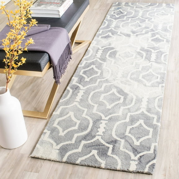 SAFAVIEH Dip Dye Lairos Overdyed Geometric Runner Rug, Grey/Ivory, 2'3" x 10'