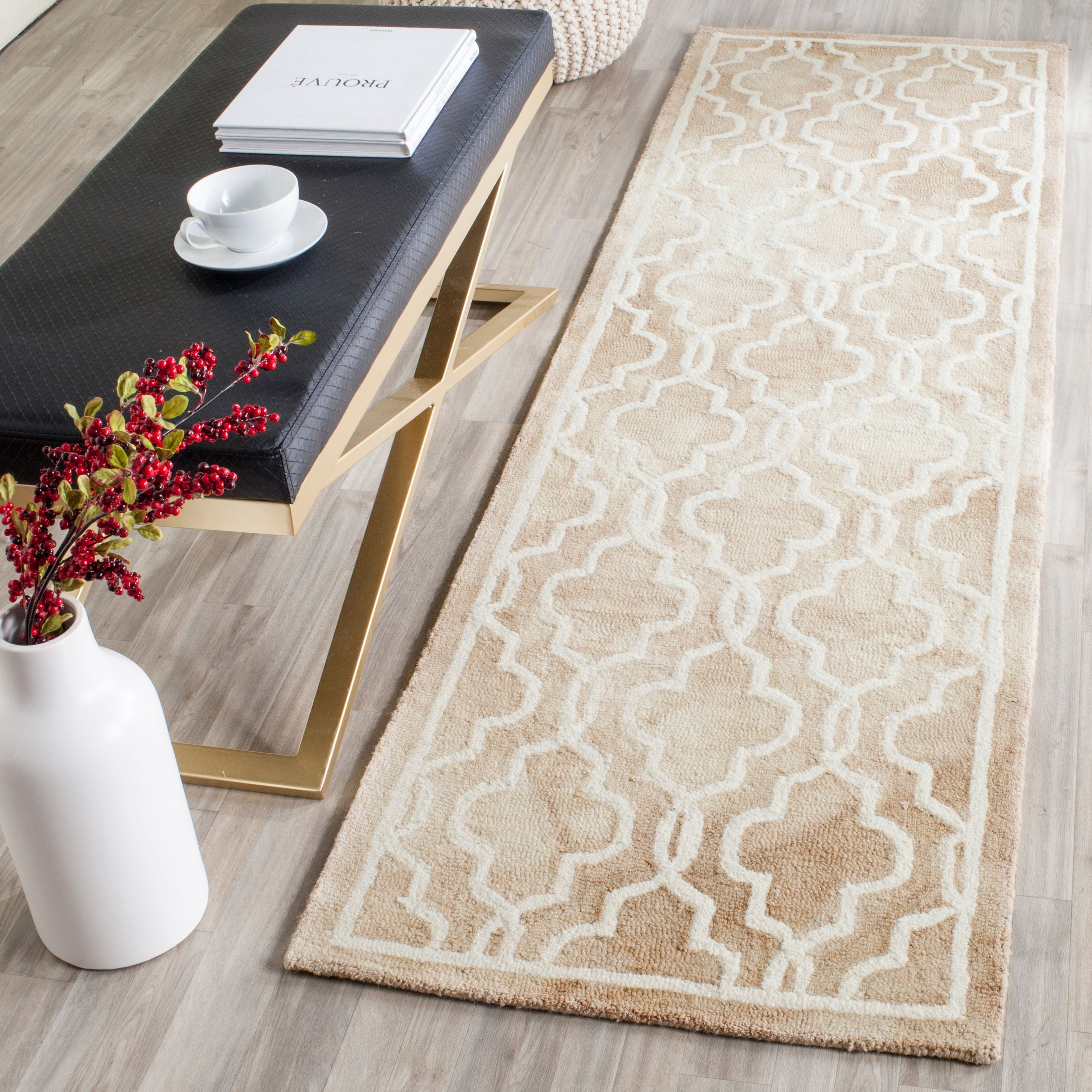 SAFAVIEH Dip Dye Leighton Faded Geometric Wool Runner Rug, Beige/Ivory