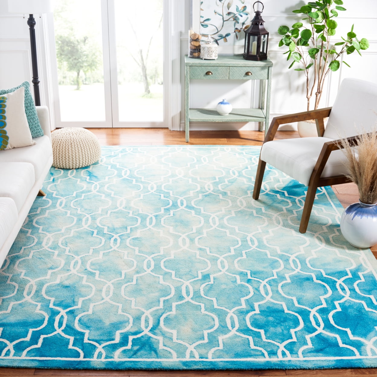 Turquoise and Ivory Hand-Tufted Wool Area Rug 4' x 6'