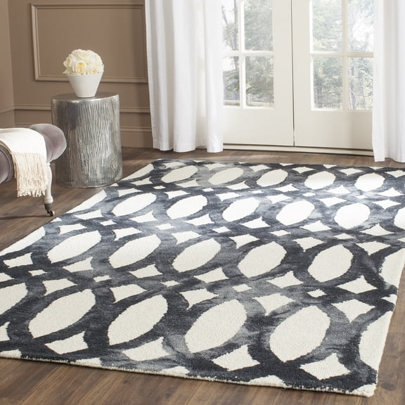 Safavieh Dip Dye Rosanne Distressed Area Rug, Ivory/Graphite, 2' x 3'
