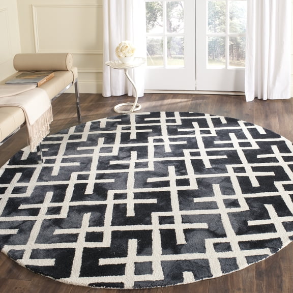 Safavieh Dip Dye Seanna Distressed Area Rug, Graphite/Ivory, 7' x 7' Round
