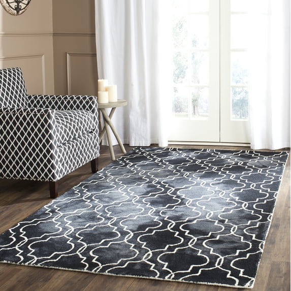 Safavieh Dip Dye Shelagh Geometric Area Rug, Graphite/Ivory, 3' x 5'
