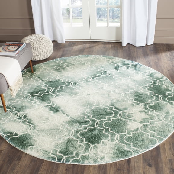Safavieh Dip Dye Shelagh Geometric Area Rug, Green/Ivory, 7' x 7' Round