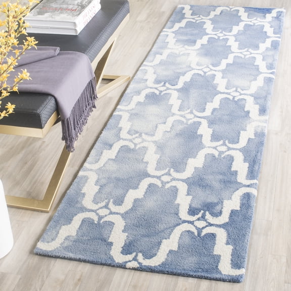 Safavieh Dip Dye Talbot Distressed Wool Runner Rug, Blue/Ivory, 2'3" x 8'