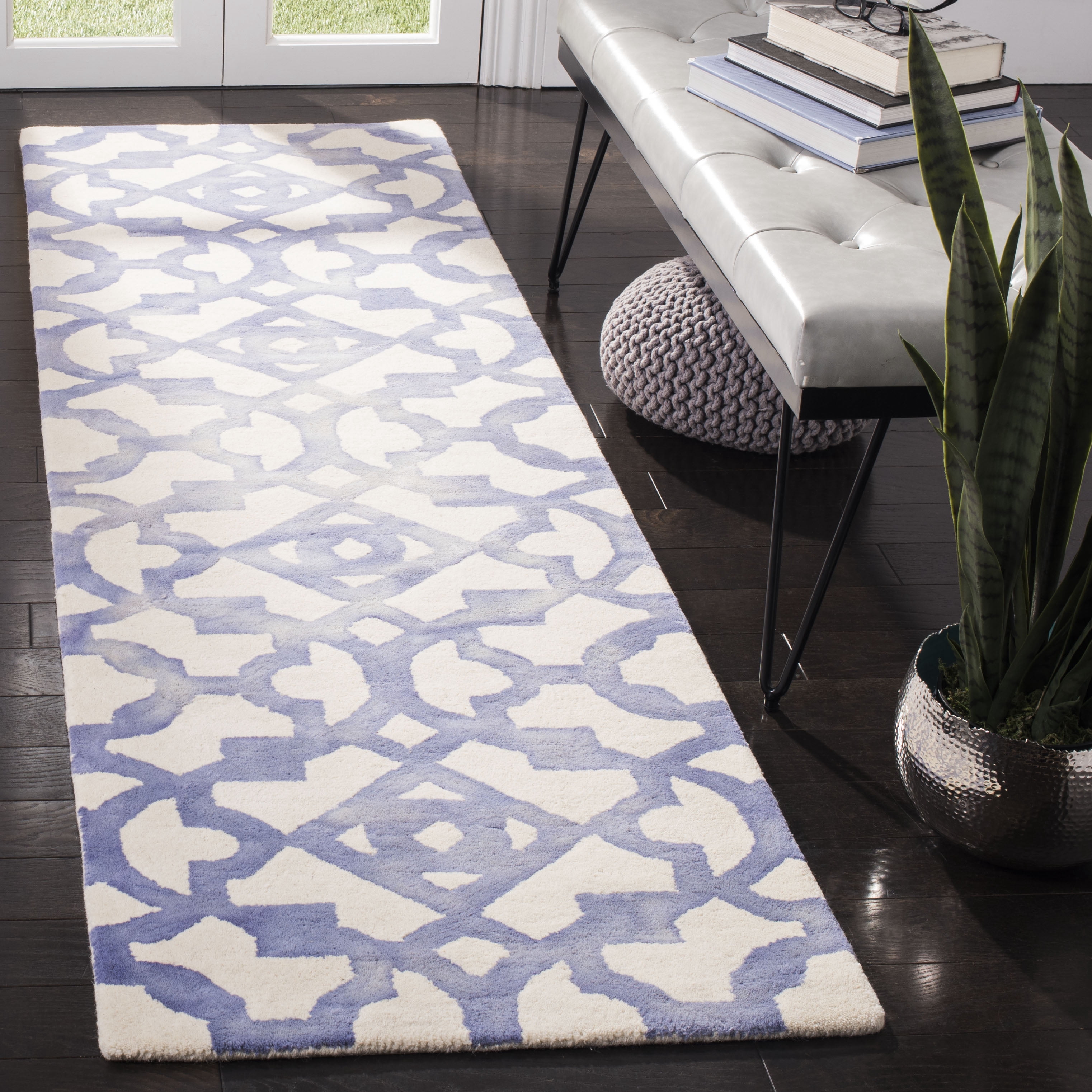Safavieh Dip Dye Zowie Distressed Wool Runner Rug, Ivory/Blue, 2'3" x 12'