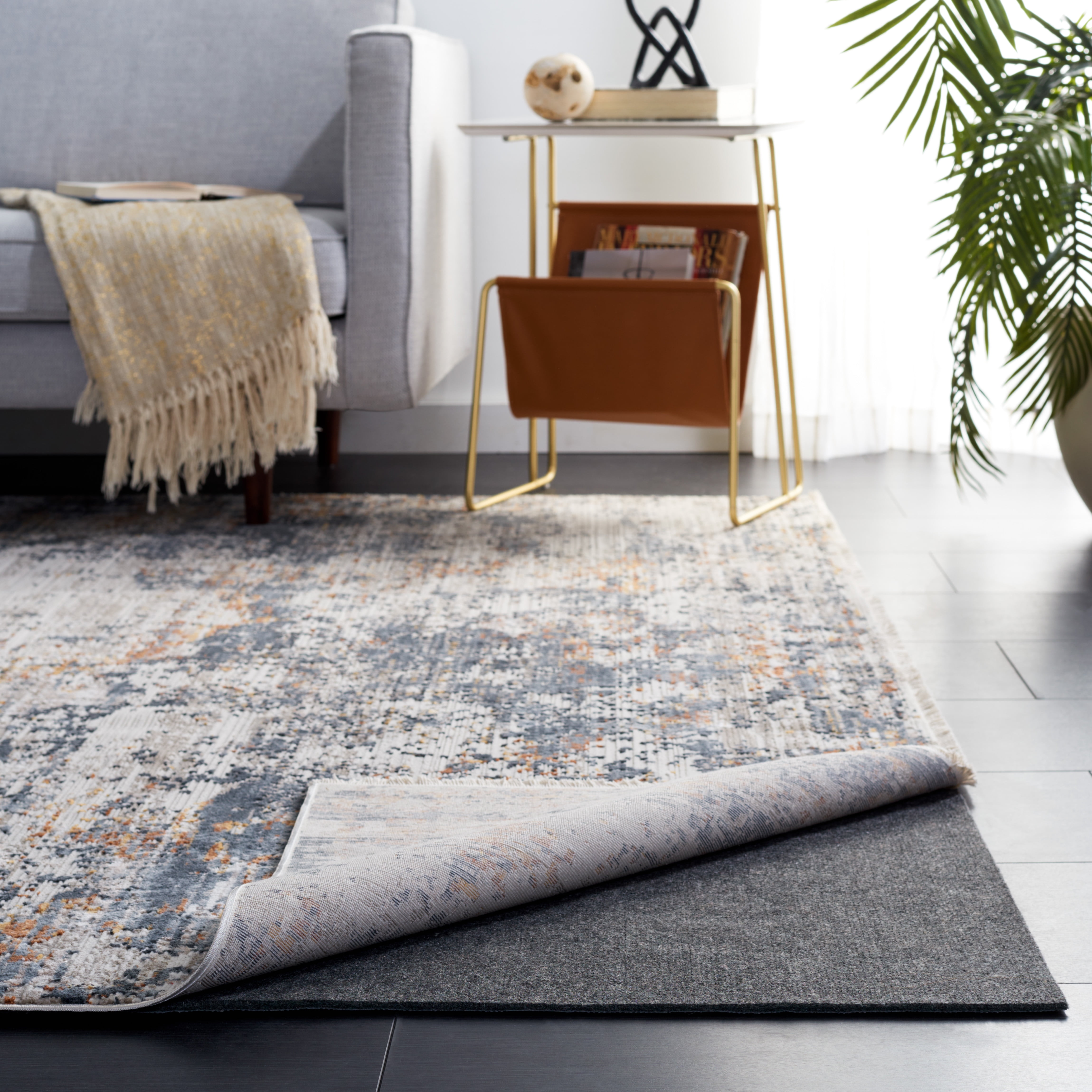 Safavieh Gray Polyester and PVC Runner Rug Pad 2' x 6'