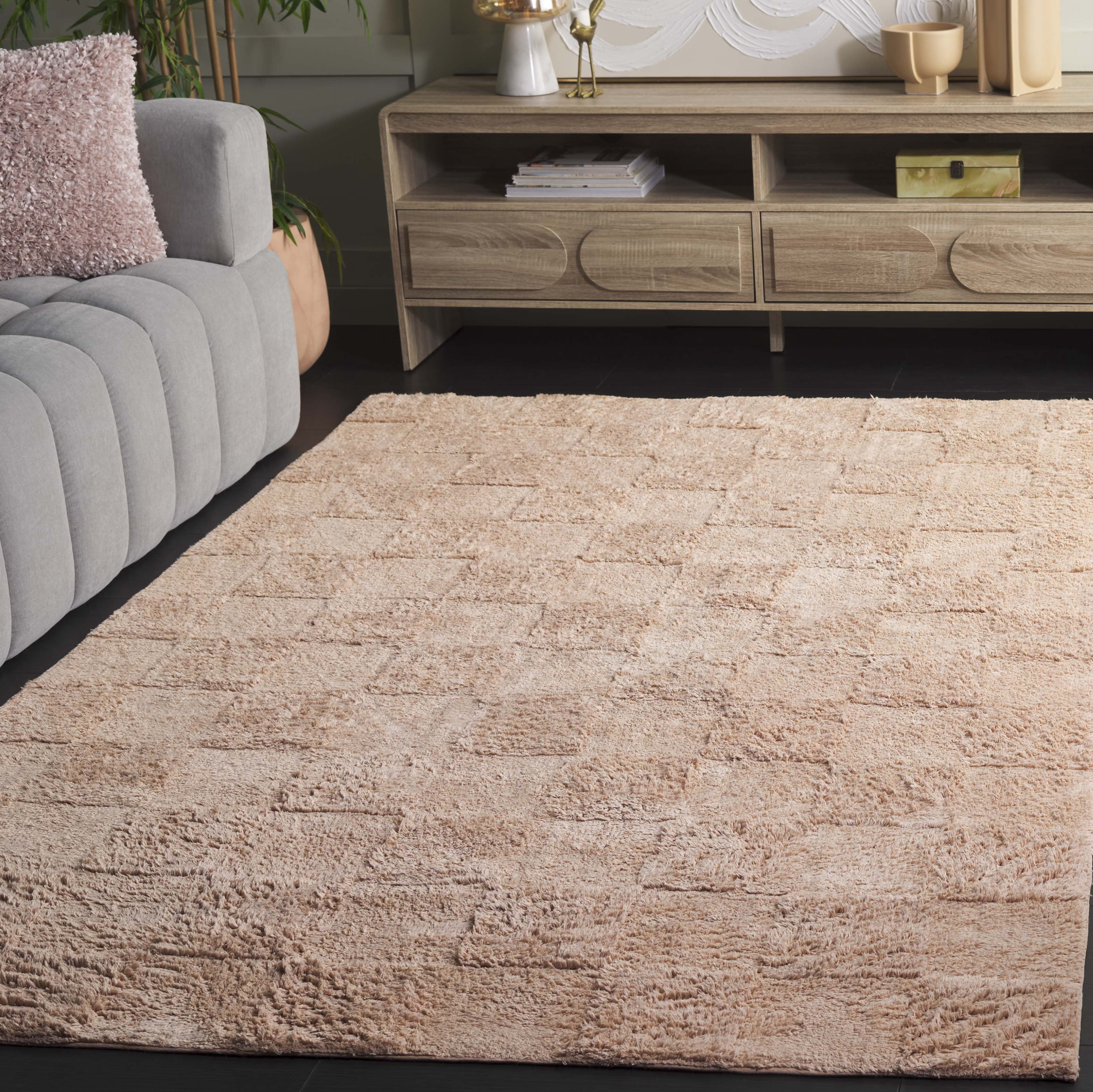 Safavieh Easy Care Coty Checkered Area Rug, Beige, 6' x 6' Square
