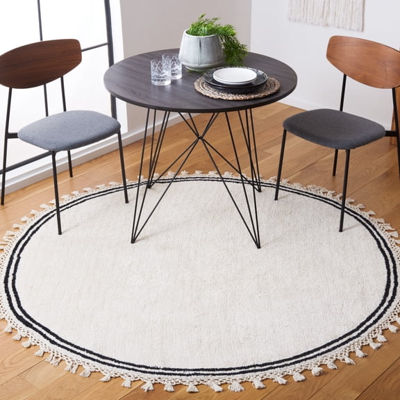 Safavieh Easy Care Hepburn Solid Cotton Machine Washable Area Rug, Ivory, 6' x 6' Round