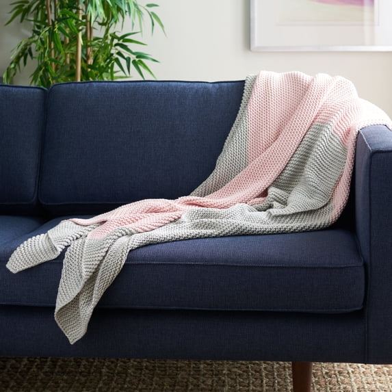 SAFAVIEH Elowen 50" x 60" Stripes Throw, Grey/White
