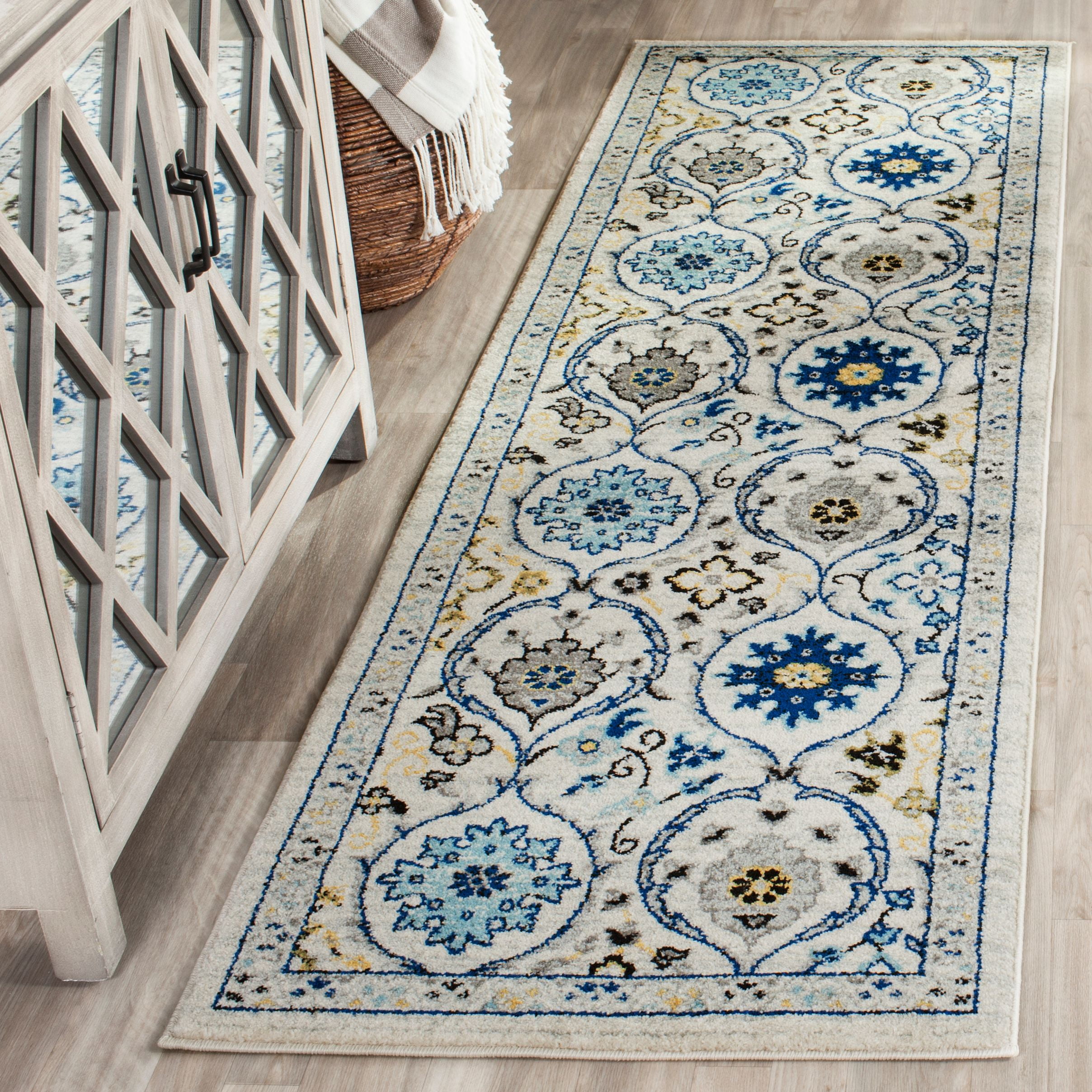 SAFAVIEH Evoke Charlotte Floral Runner Rug, Ivory/Blue, 2'2" x 5'