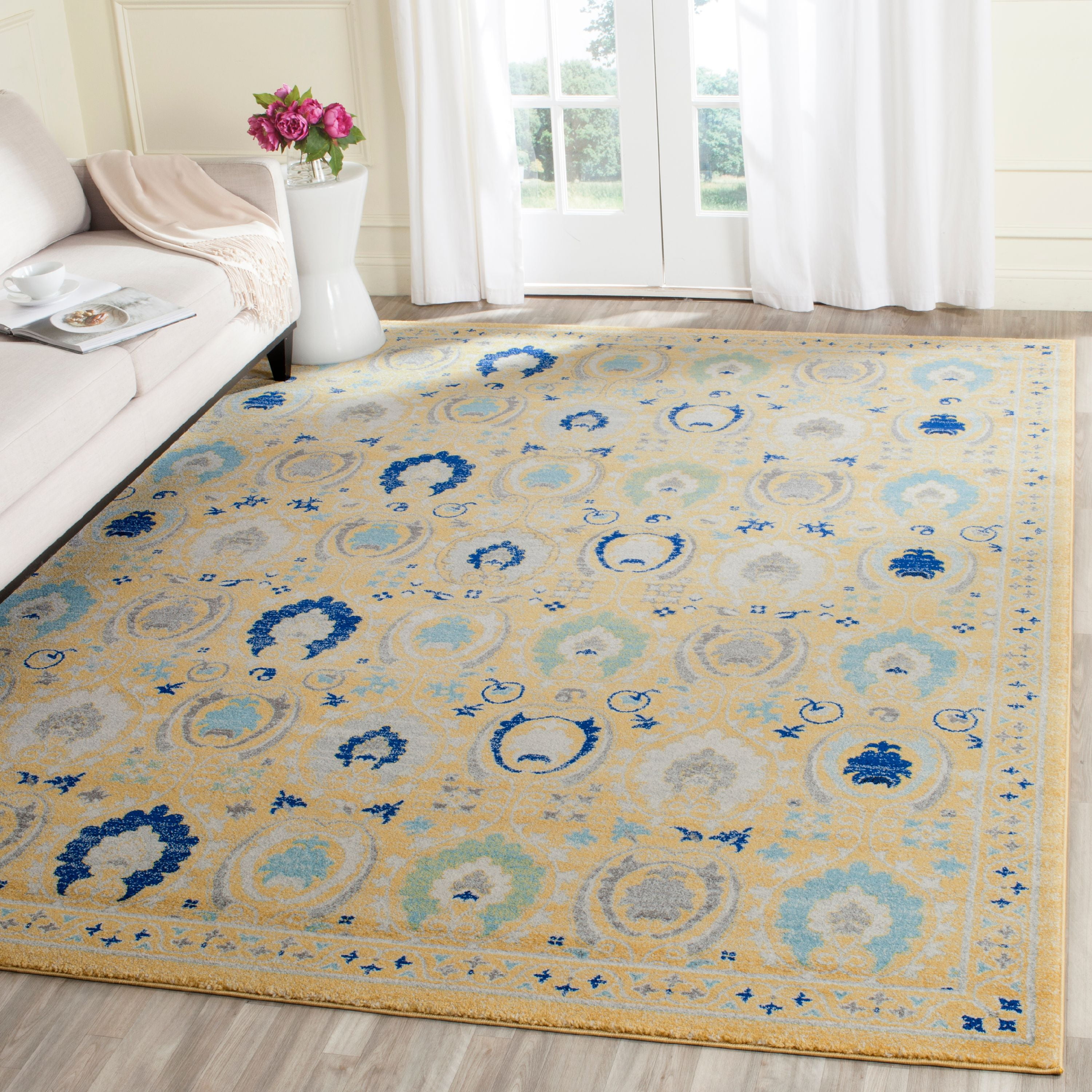 Evoke Gold and Ivory Floral Synthetic Area Rug, 9' x 12'