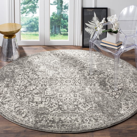 SAFAVIEH Round Rug 8' - Evoke Collection - Traditional Design, Grey & Ivory, Non-Shedding & Easy Cleaning, Ideal for Living Room, Bedroom, Dining Space (EVK256D)
