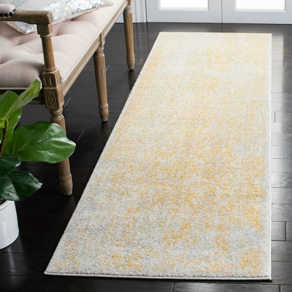SAFAVIEH Runner Rug 2'2"x9' - Evoke Collection - Traditional Design, Ivory & Gold, Non-Shedding & Easy Cleaning, Ideal for Living Room, Bedroom, Dining Space, Entryway, Hallway, Kitchen