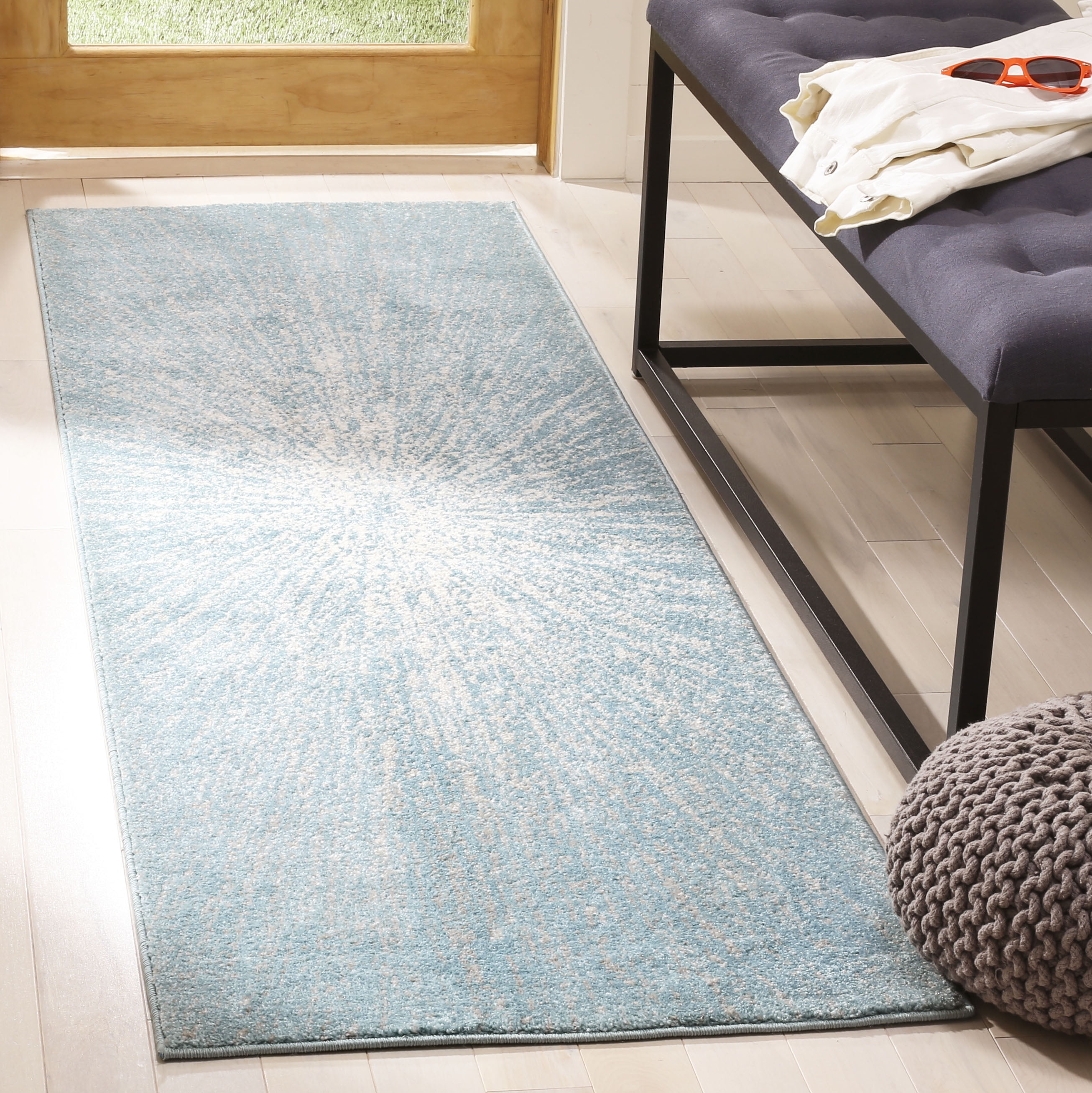 Ivory and Aqua Easy-Care Synthetic Runner Rug, 2'2" x 9'