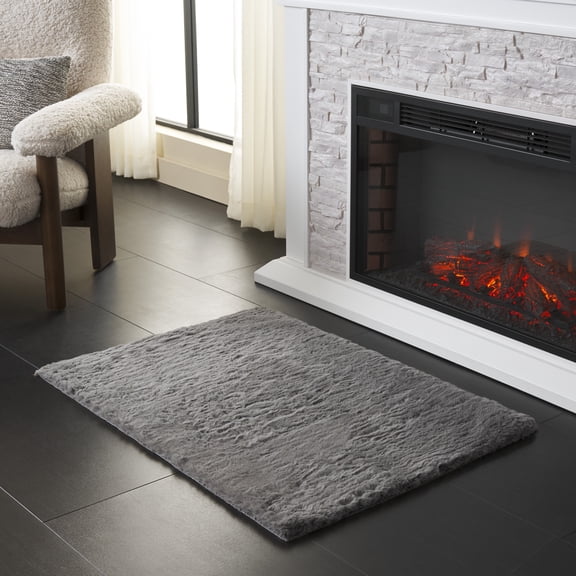 Safavieh Faux Sheep Skin Brock Distressed Area Rug, Gray, 2' x 3'