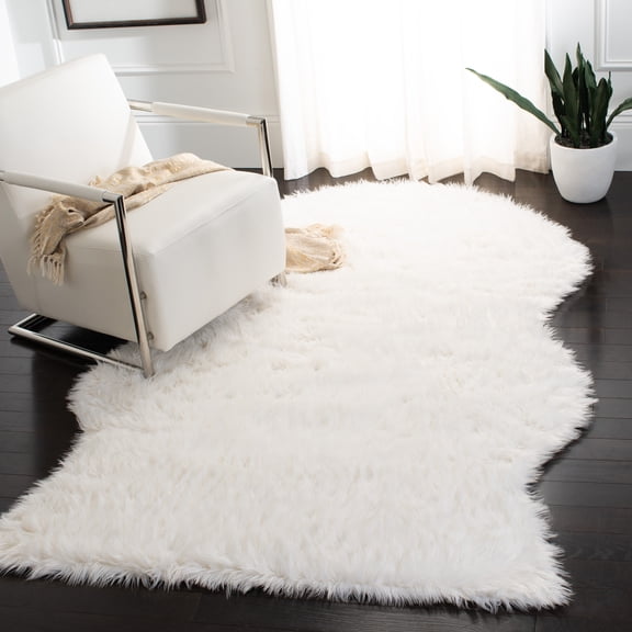 Safavieh Faux Sheep Skin Jadyn Animal Area Rug, Ivory, 5' x 8'
