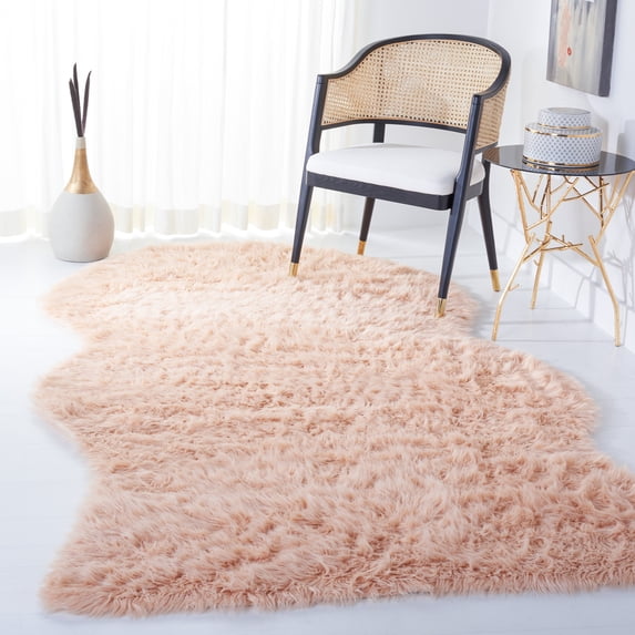 Safavieh Faux Sheep Skin Jadyn Animal Area Rug, Light Pink, 5' x 8'