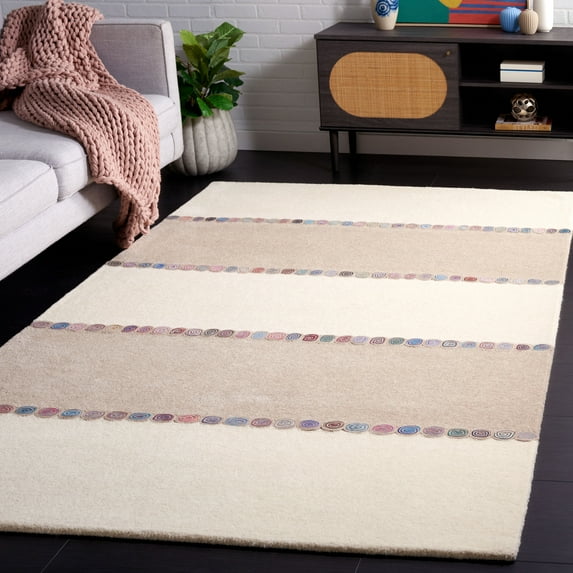 Safavieh Fifth Avenue Cornelius Geometric Striped Area Rug, Ivory/Beige, 5' x 8'