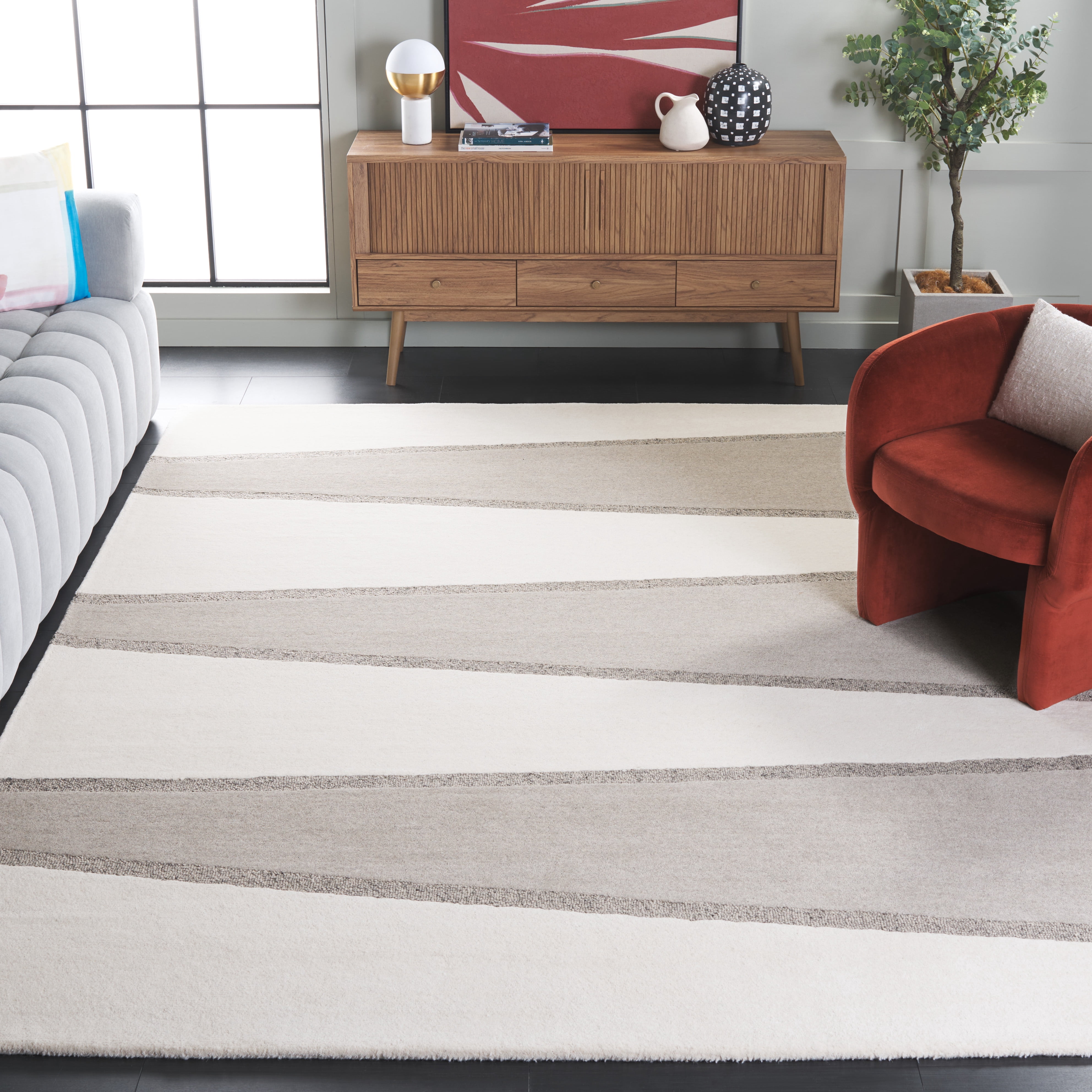 Safavieh Fifth Avenue Wayne Geometric Area Rug, Ivory/Gray, 8' x 10'
