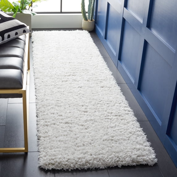Safavieh Flokati Lavena Solid Polyester Shag Runner Rug, Ivory/Gray, 2'2" x 8'