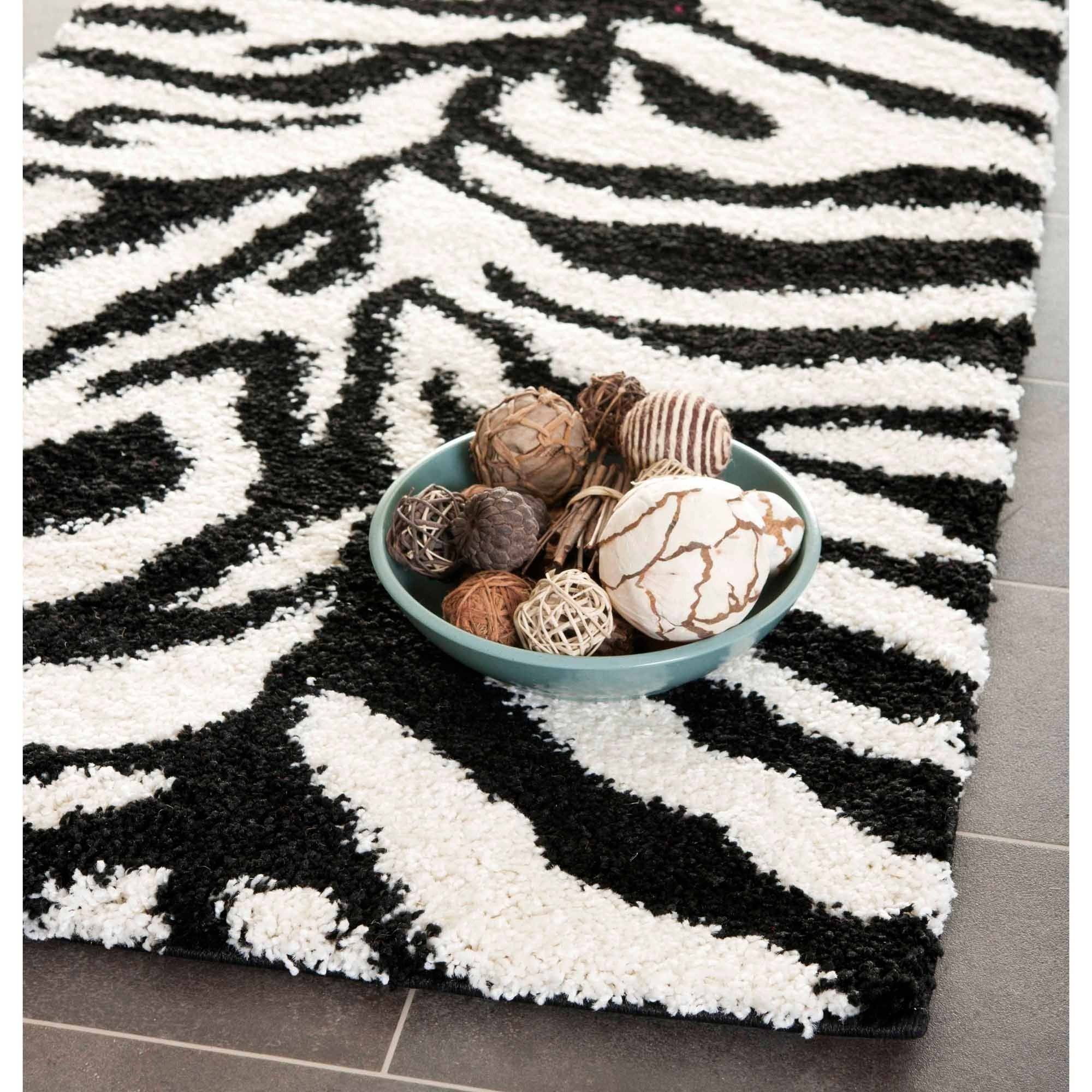 Ivory and Black Zebra Stripe Shag Area Rug, 4' x 6'