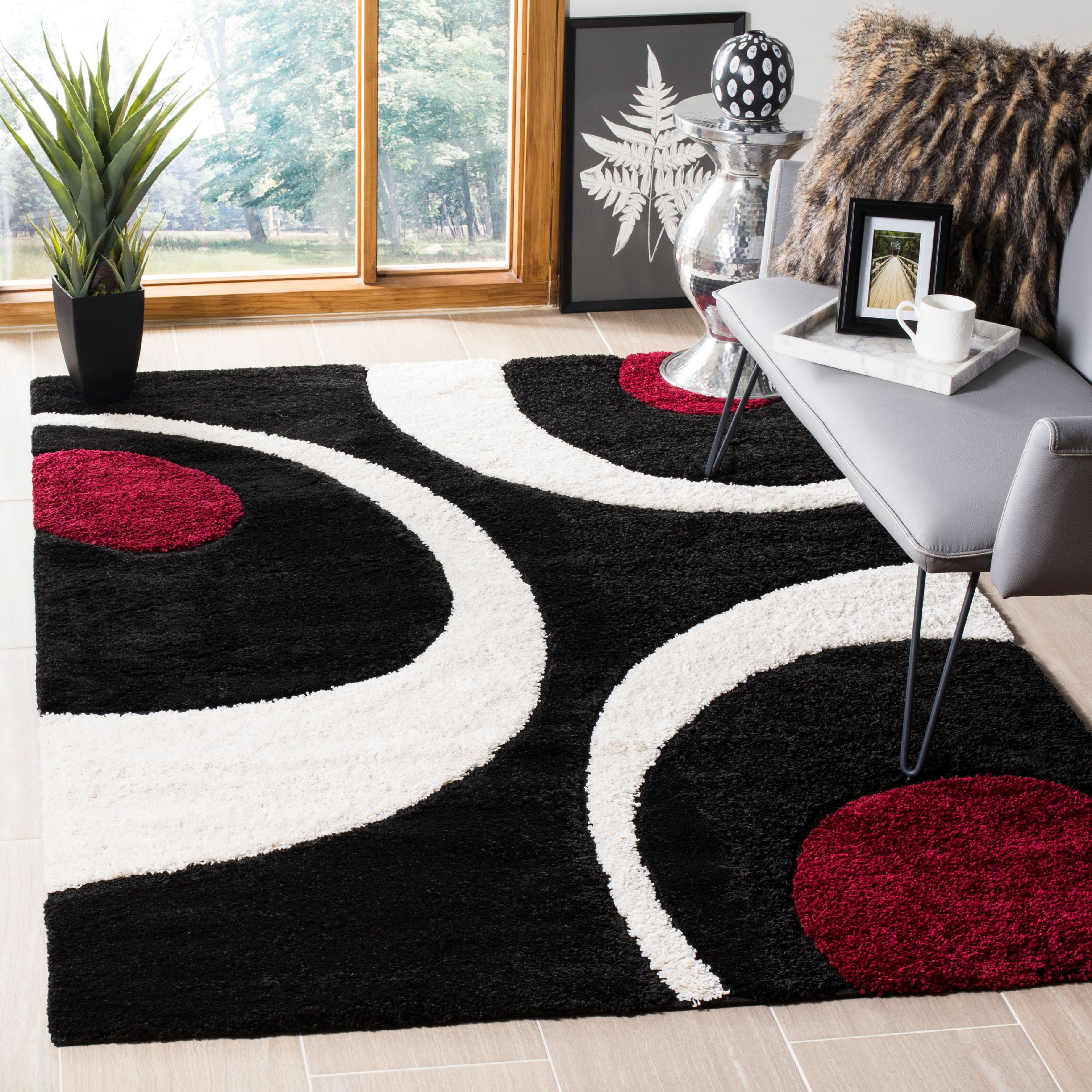 Black and Ivory Geometric Shag Area Rug, 8'6" x 12'