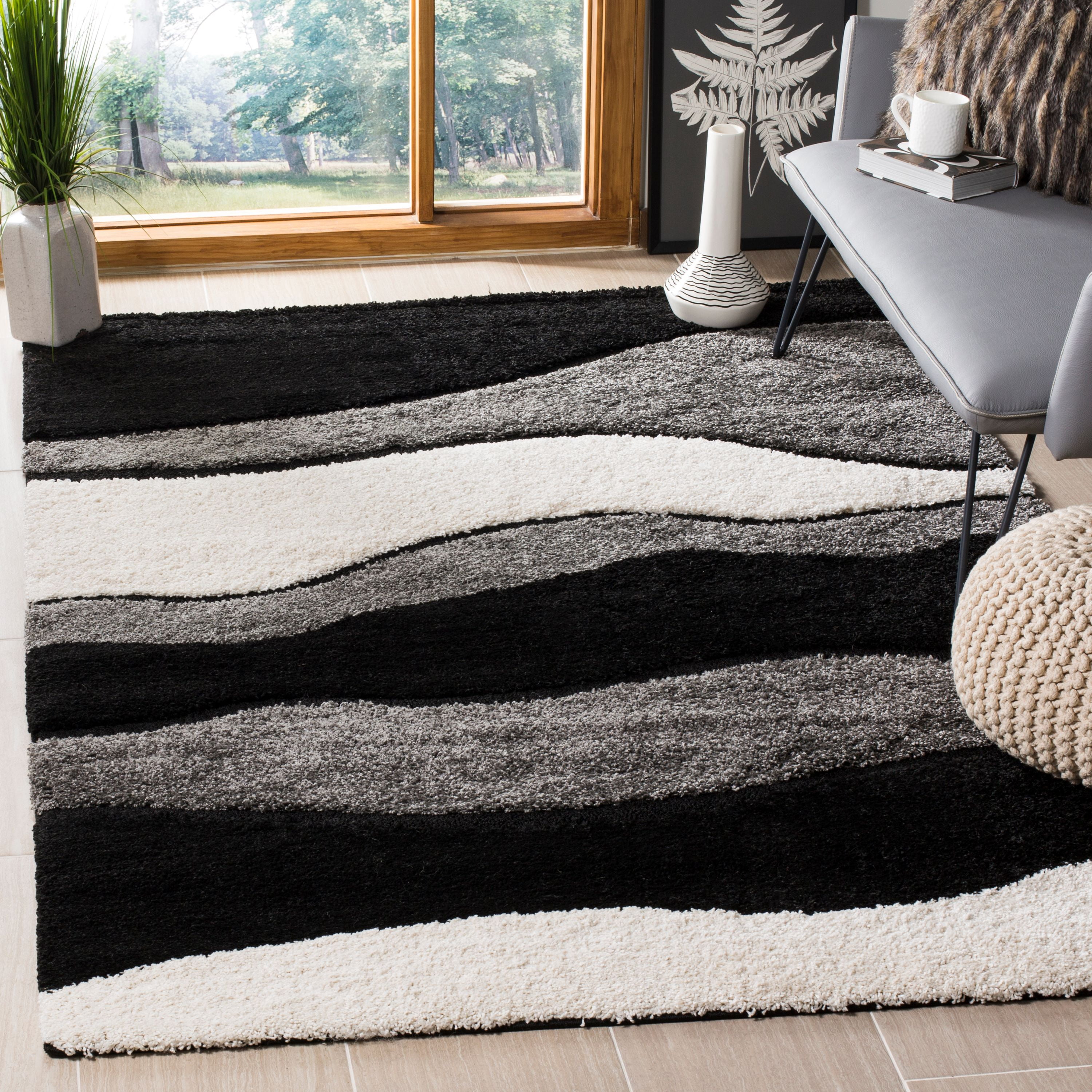 Grey and Black Geometric Waves Shag Rug 4' x 6'