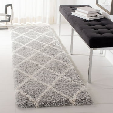 SAFAVIEH Fontana Catrina Geometric Plush Shag Runner Rug, Grey/Cream, 2'3" x 8'
