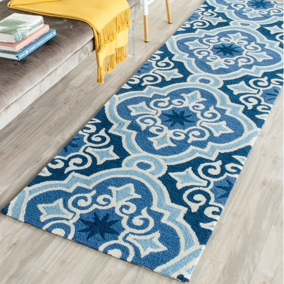 SAFAVIEH Four Seasons Cuthbert Geometric Runner Rug, Navy/Blue, 2'3" x 8'