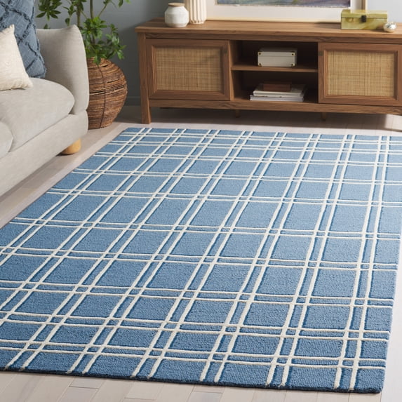 Safavieh Genre Darien Geometric Area Rug, Blue/Ivory, 4' x 6'