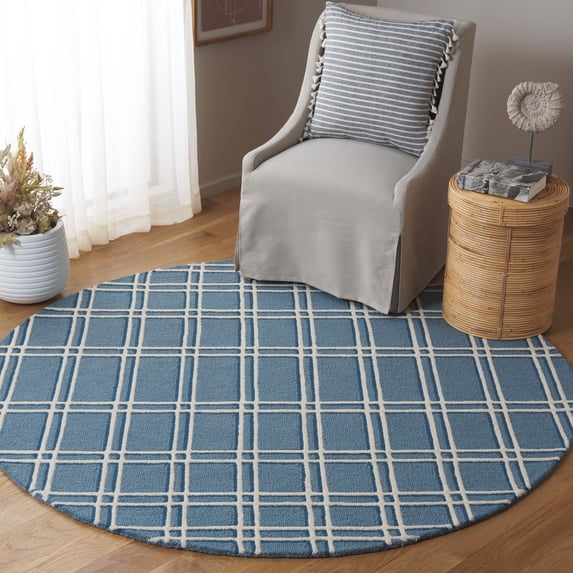 Safavieh Genre Darien Geometric Area Rug, Blue/Ivory, 6' x 6' Round