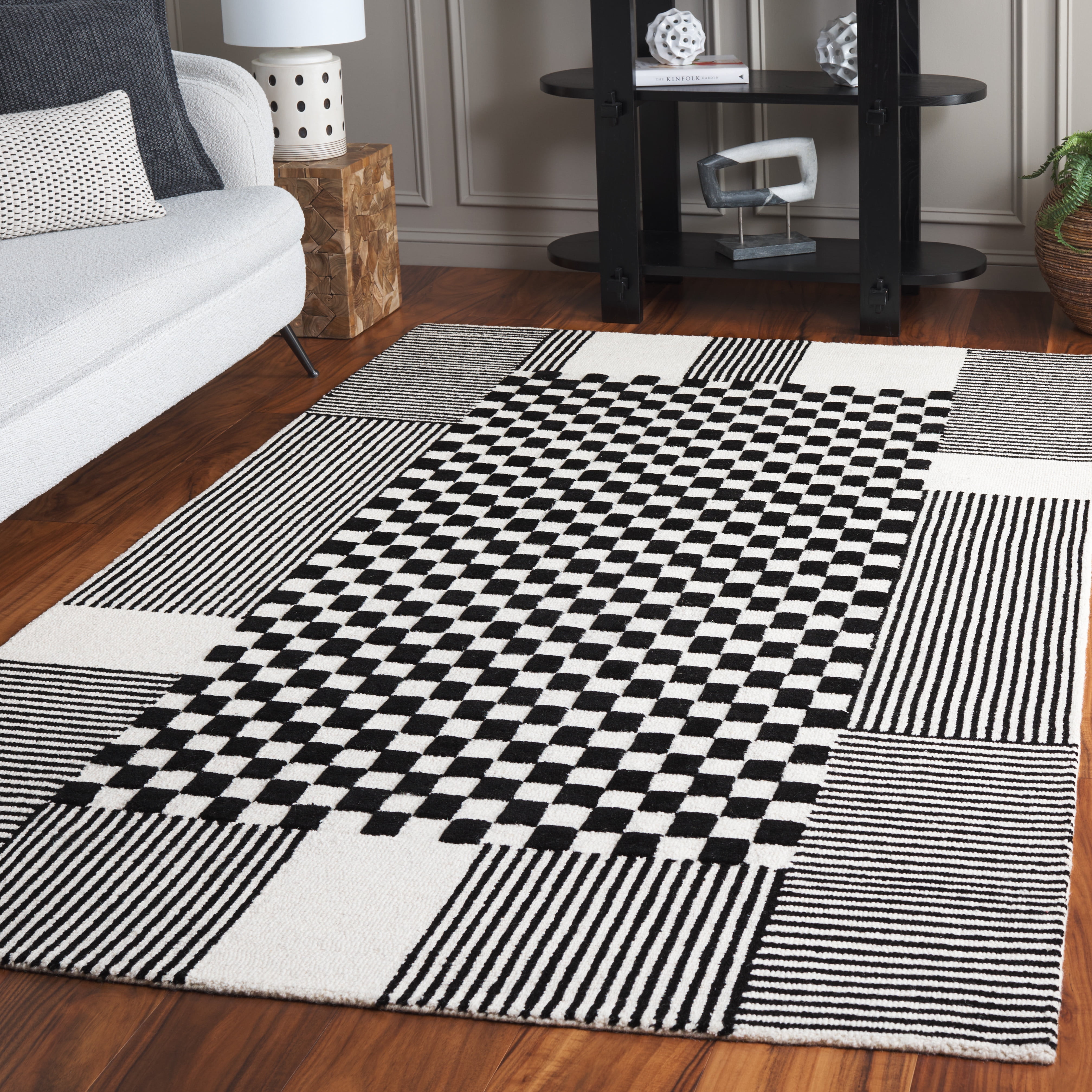 Safavieh Genre Nanette Geometric Area Rug, Black/Ivory, 3' x 5'