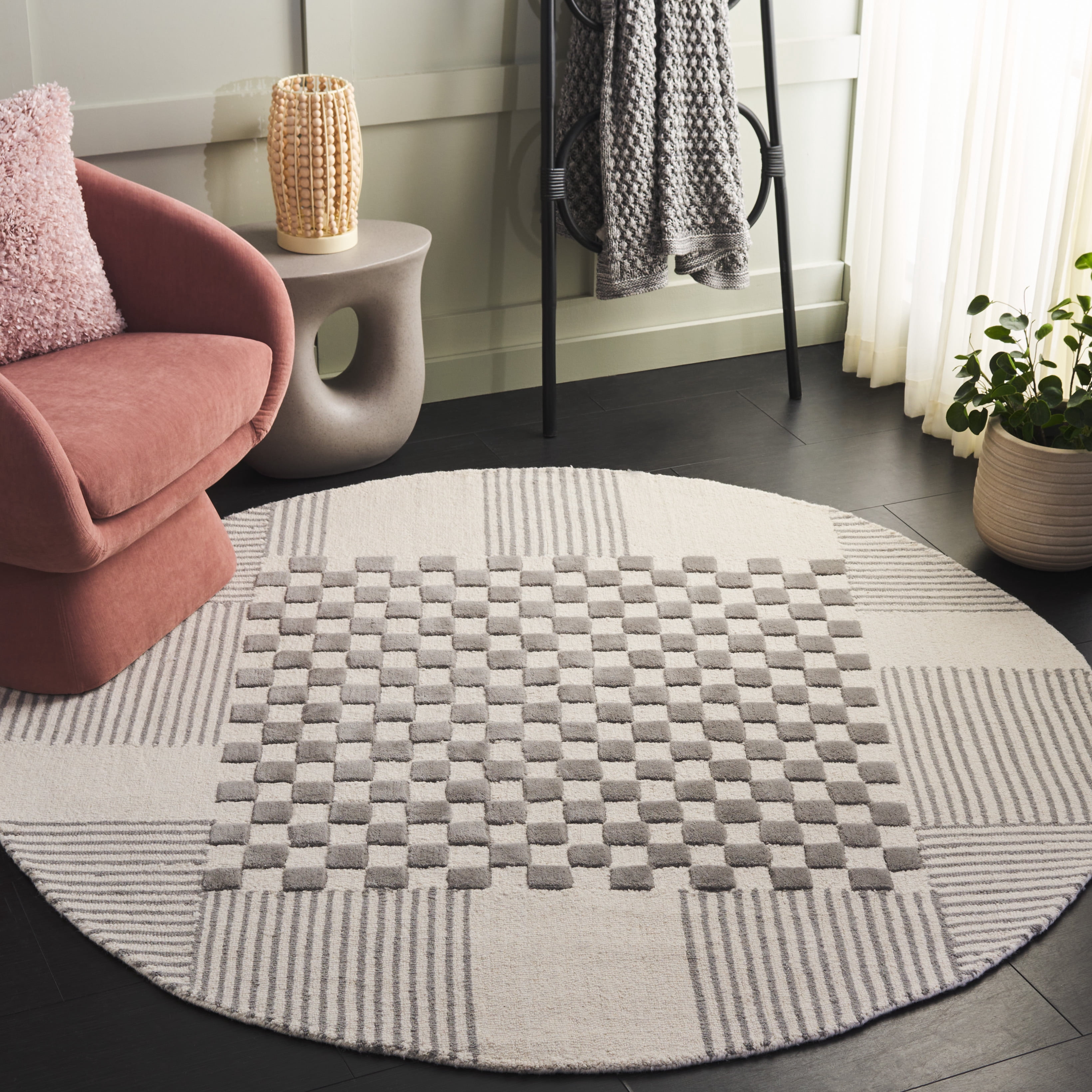 Safavieh Genre Nanette Geometric Area Rug, Gray/Ivory, 6' x 6' Round