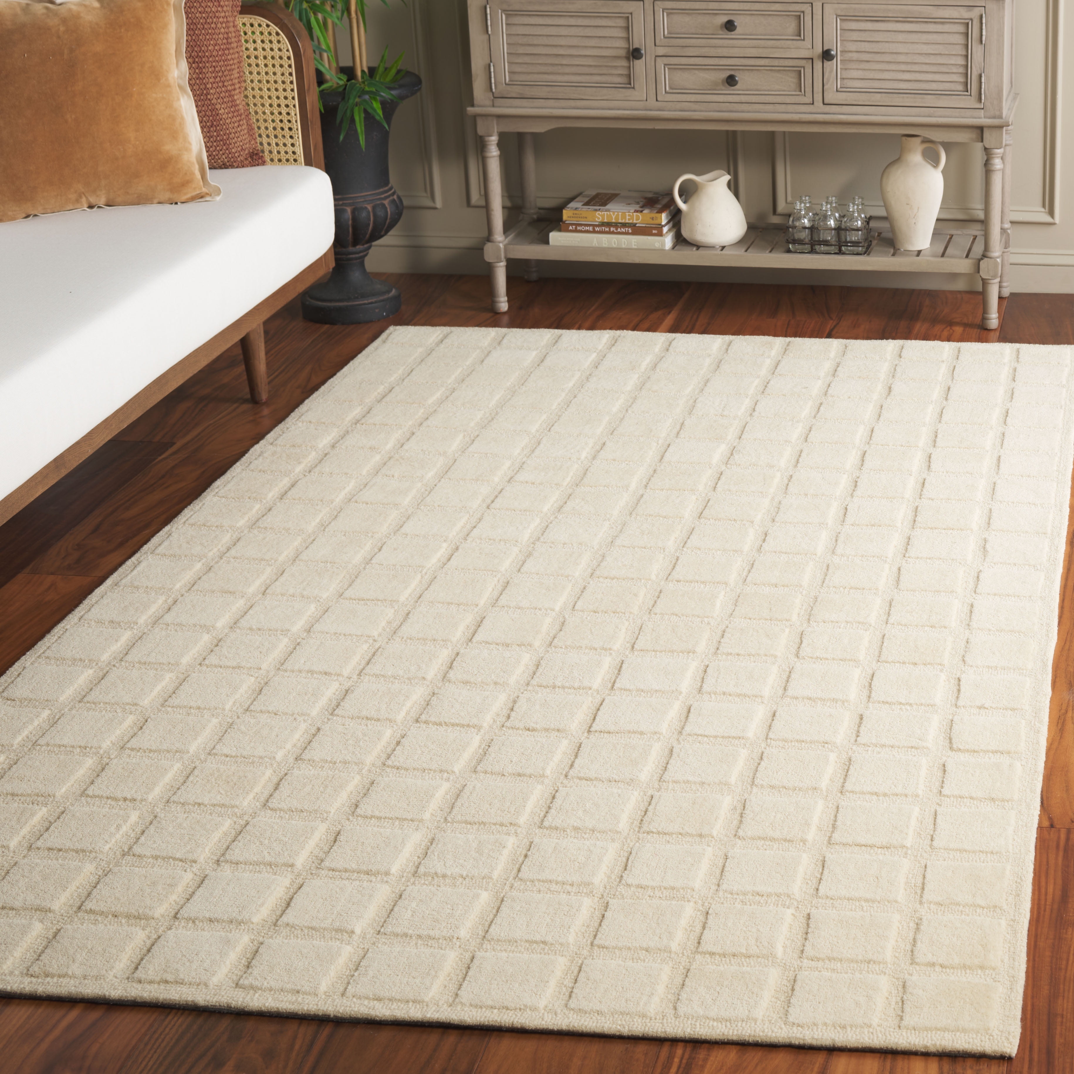Safavieh Genre Ralph Geometric Area Rug, Beige, 4' x 6'