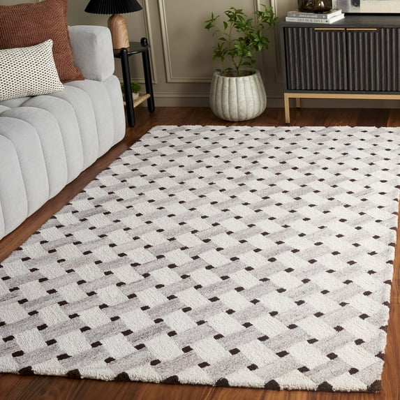 Safavieh Genre Roza Geometric Area Rug, Ivory/Brown, 4' x 6'
