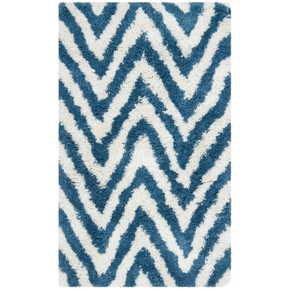 SAFAVIEH Giuseppe Chevron Shag Area Rug, Ivory/Blue, 2'6" x 4'