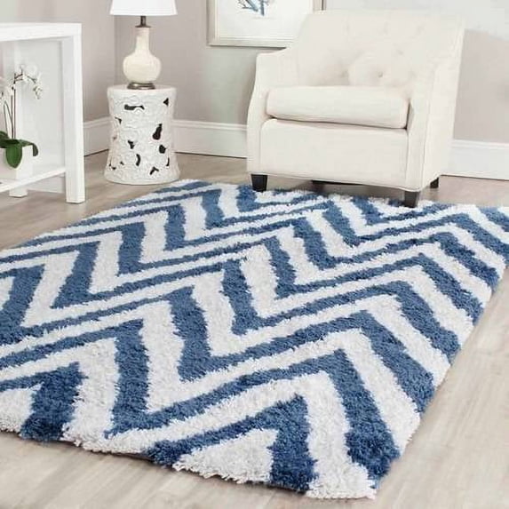 SAFAVIEH Giuseppe Chevron Shag Area Rug, Ivory/Blue, 4' x 6'