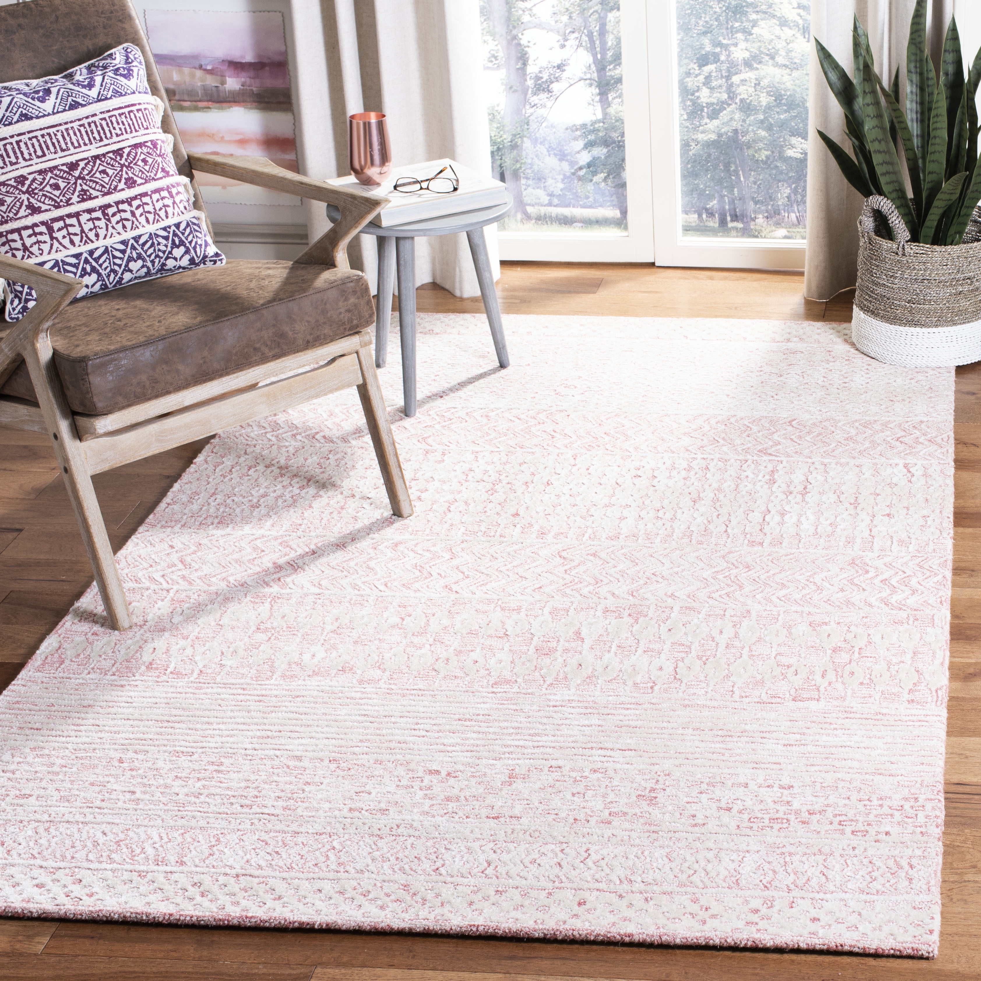 SAFAVIEH Glamour Andreas Geometric Area Rug, Light Pink/Ivory, 6' x 9'