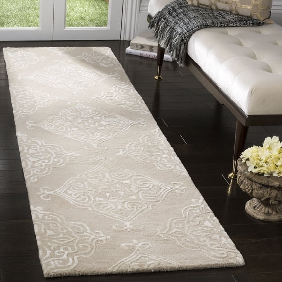 SAFAVIEH Glamour Georgene Damask Runner Rug, Beige/Ivory, 2'3" x 8'