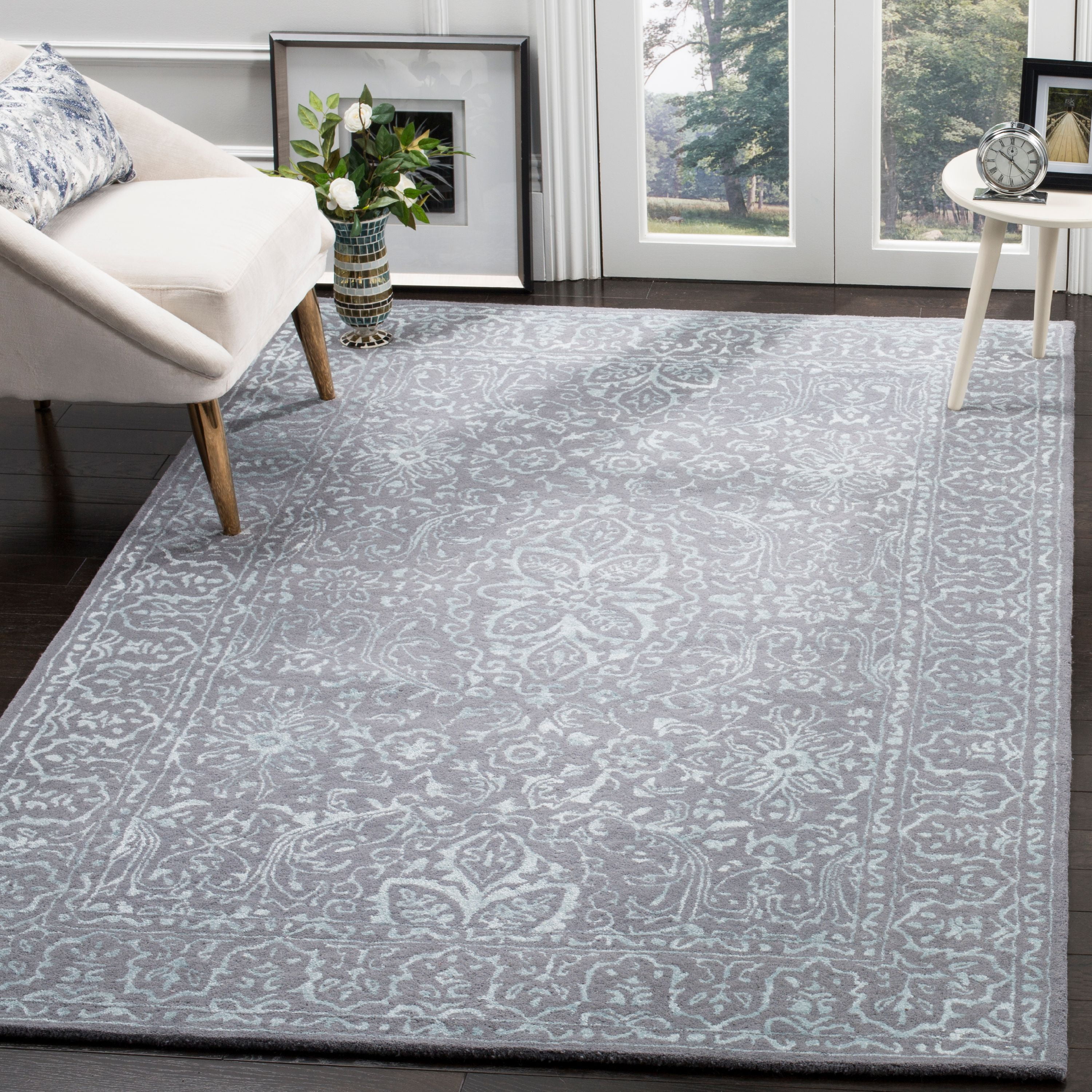Opal Grey Hand-Tufted Wool Accent Rug, 2' x 3'
