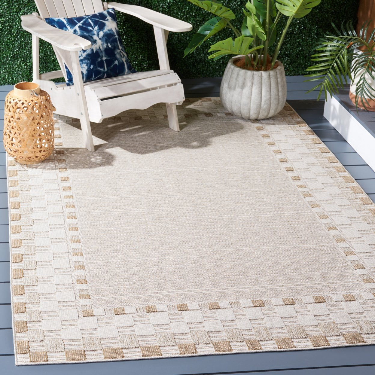 SAFAVIEH Global Daley Bordered Indoor/Outdoor Runner Rug, Beige/Light Beige, 2'2" x 8'