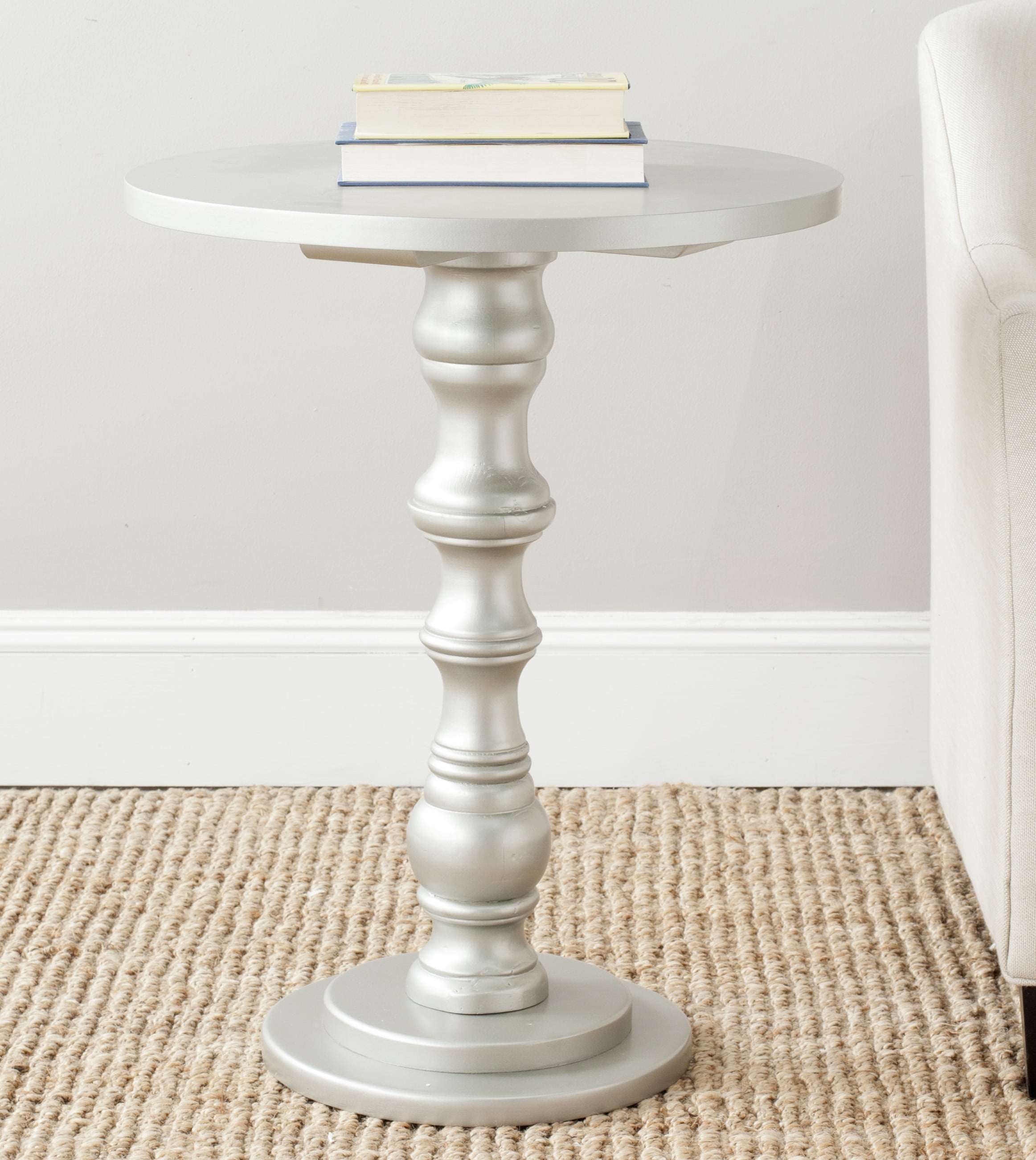 SAFAVIEH Greta Solid Casual Round Top Accent Table, Silver