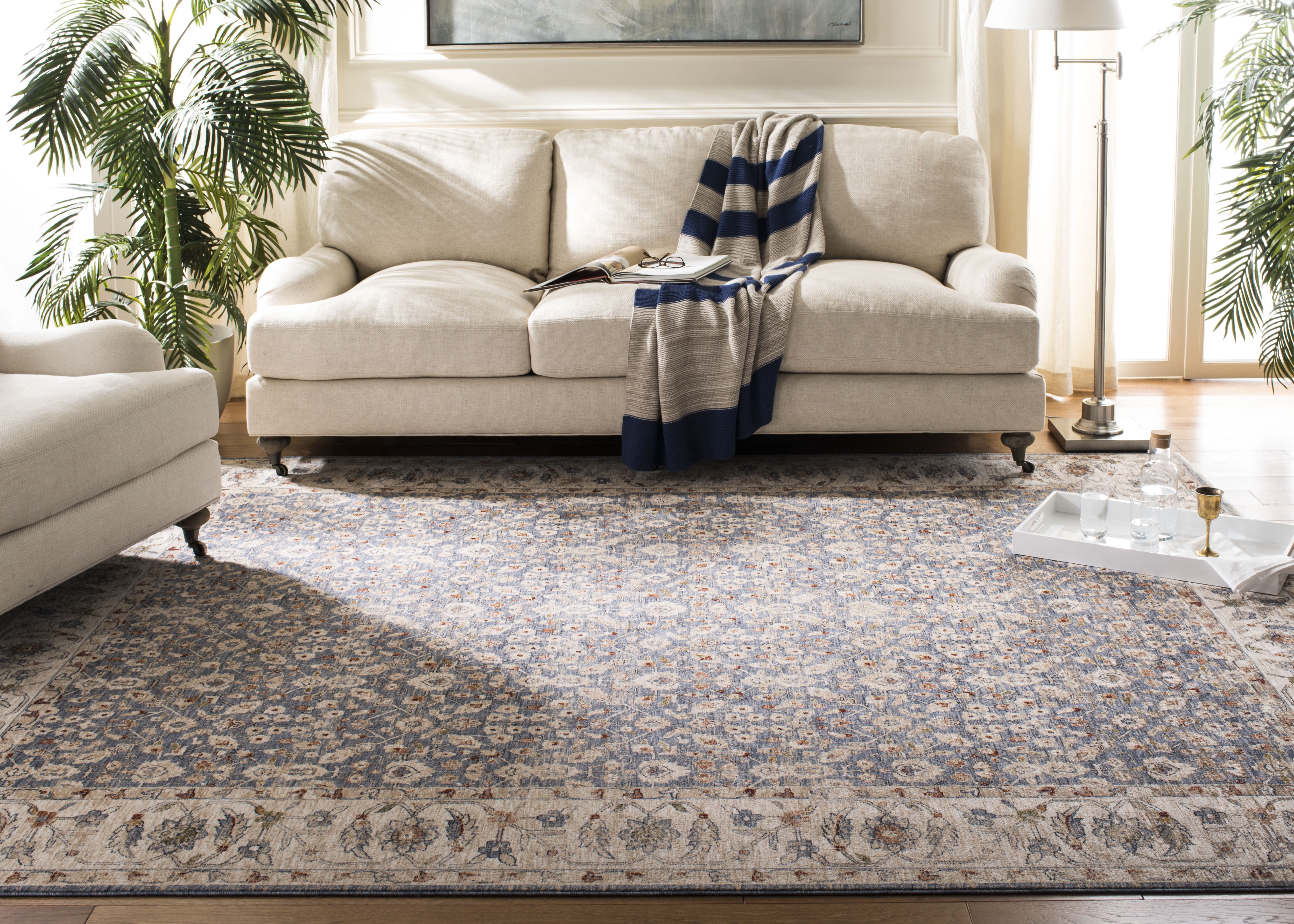 Safavieh Heirloom Rayen Oriental Polyester Area Rug, Ivory/Blue, 4' x 6'