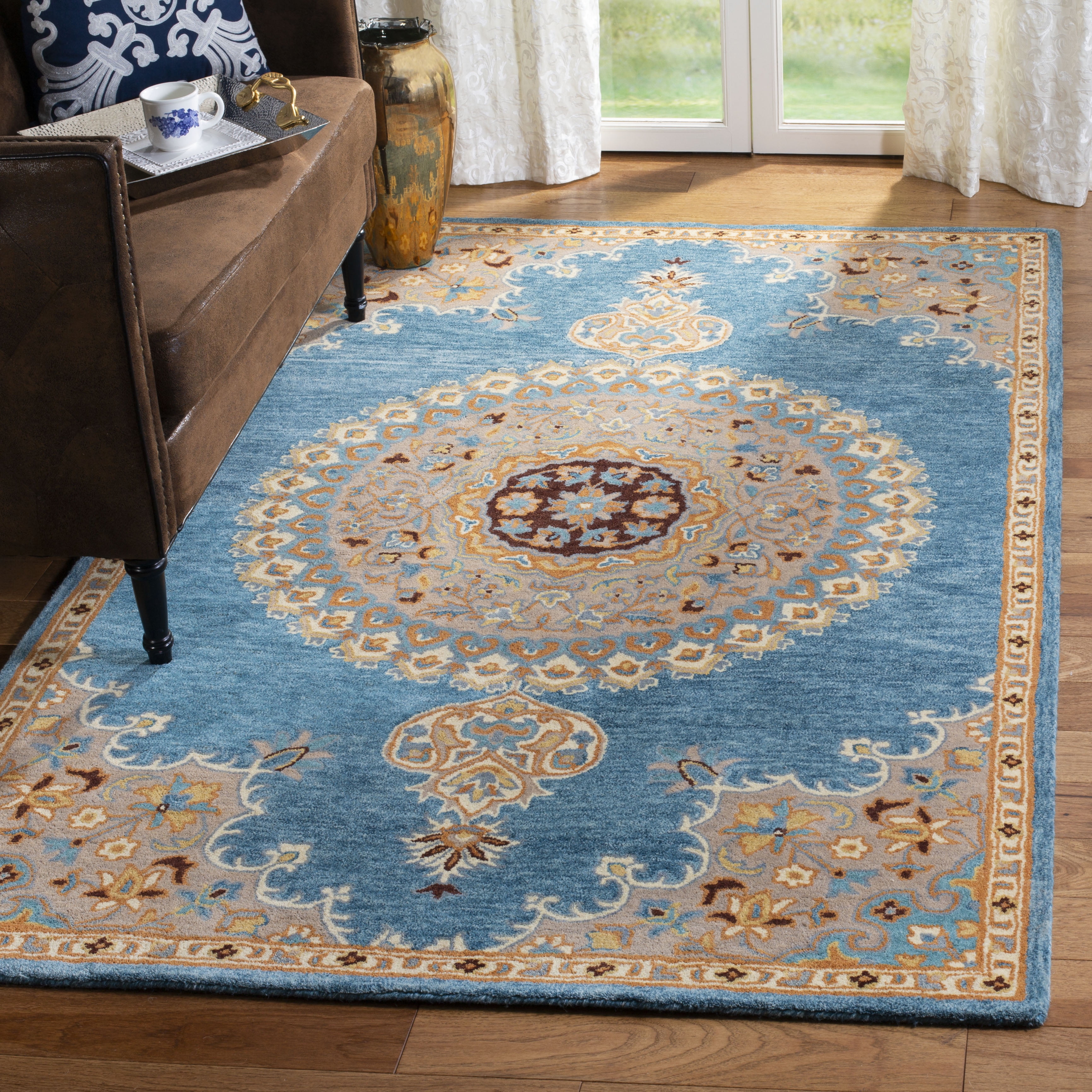 Handmade Blue Wool Square Tufted Area Rug, 6' x 6'