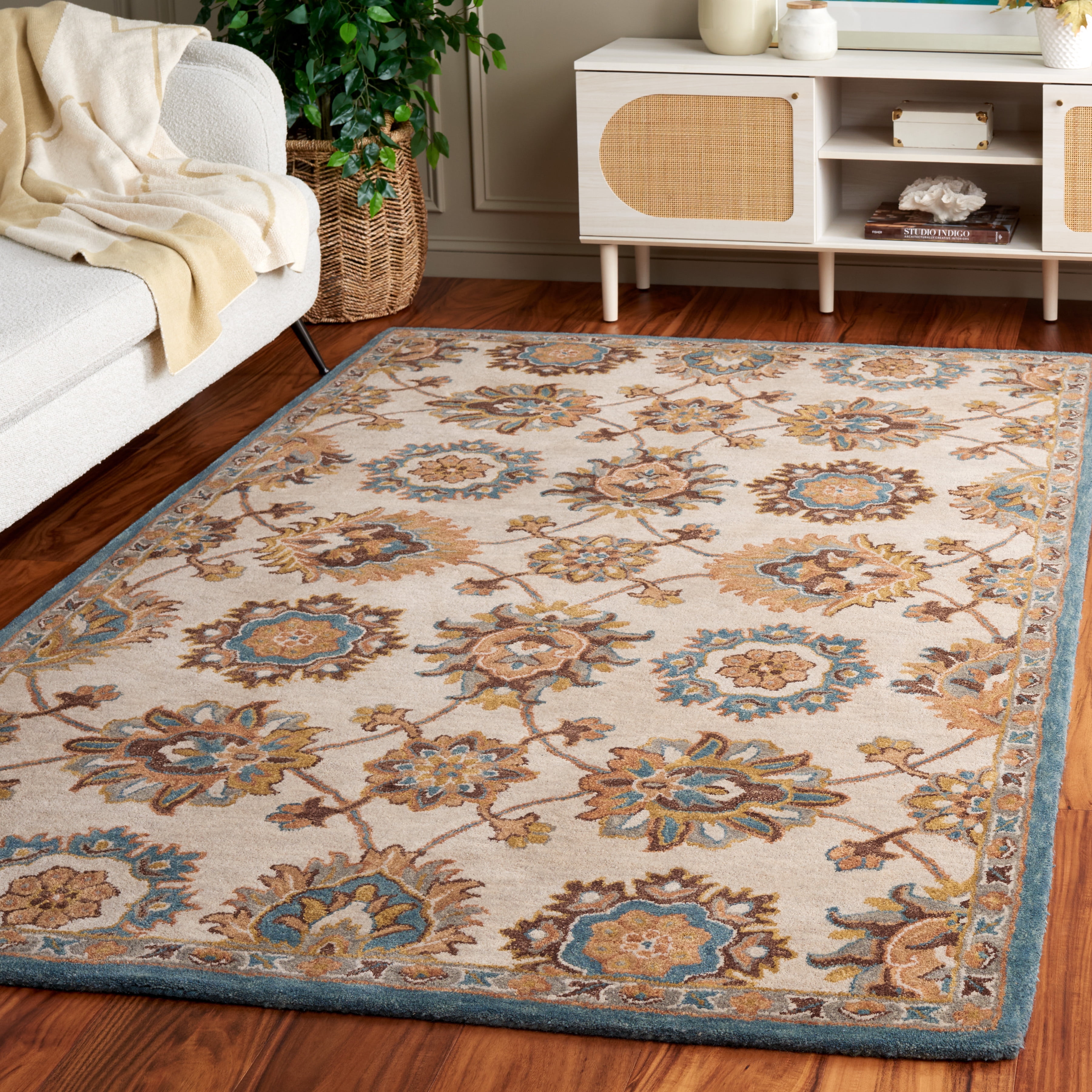 Safavieh Heritage Louise Medallion Area Rug, Beige/Ivory, 8' x 10'
